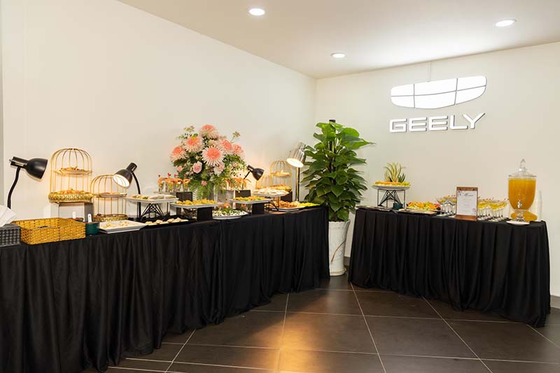 Khai trương showroom ô tô geely võ văn kiệt